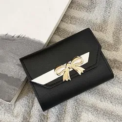 Monedero mini en blanco y negro