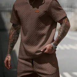 Conjunto de short y pullover de hombre