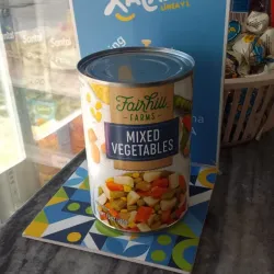 Fair Hill macedonia enlatada