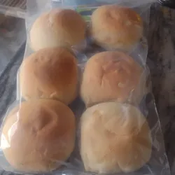 Pan Hamburguesa. M.N.J