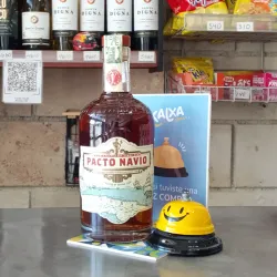 Ron Pacto Navío