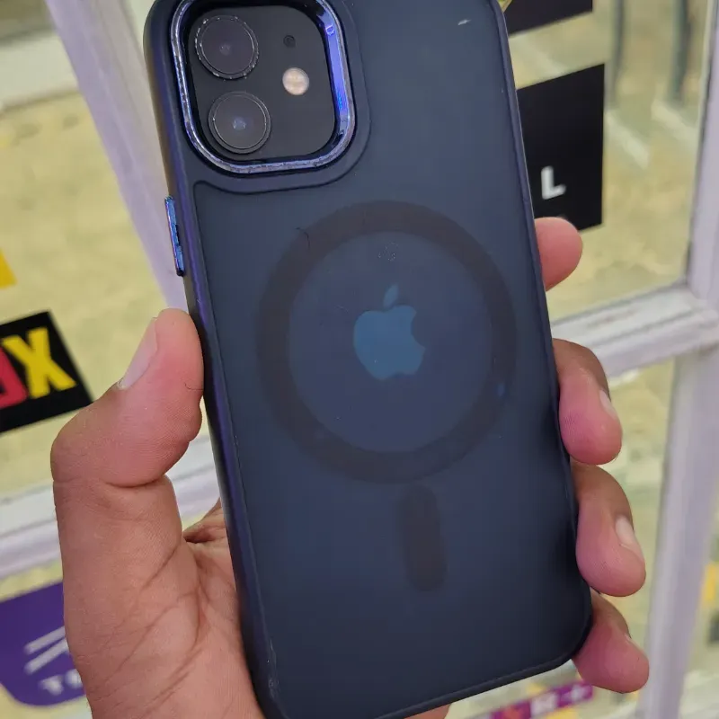 iPhone 12
