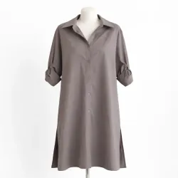 Vestido Camisero Oversize Gris – Elegante, Cómodo y Versátil