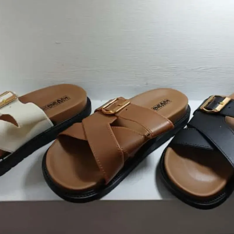 Sandalias Prácticas 