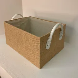 Caja Cuadrada con Asas Pequeña