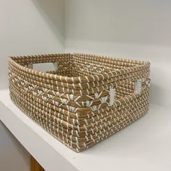 Cesta de fibra natural