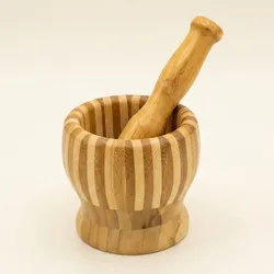 Mortero de madera