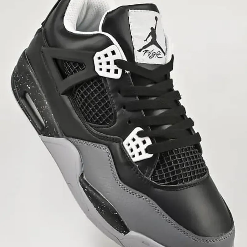 Jordan retro 4 