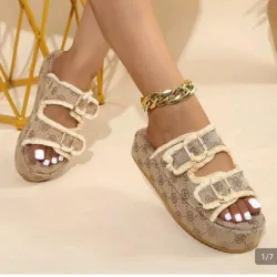 Sandalias