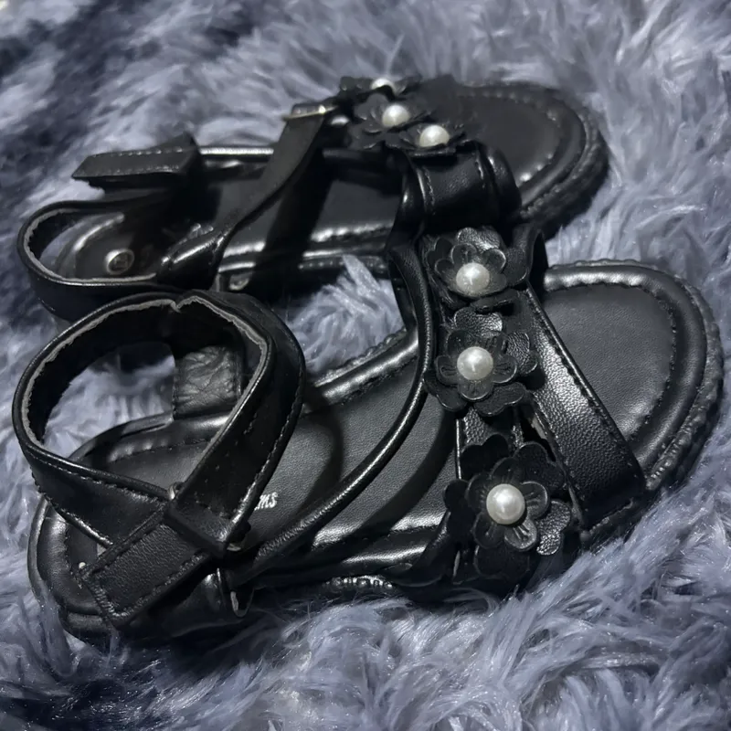 Sandalias de niña