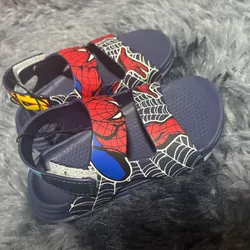Sandalias de niño