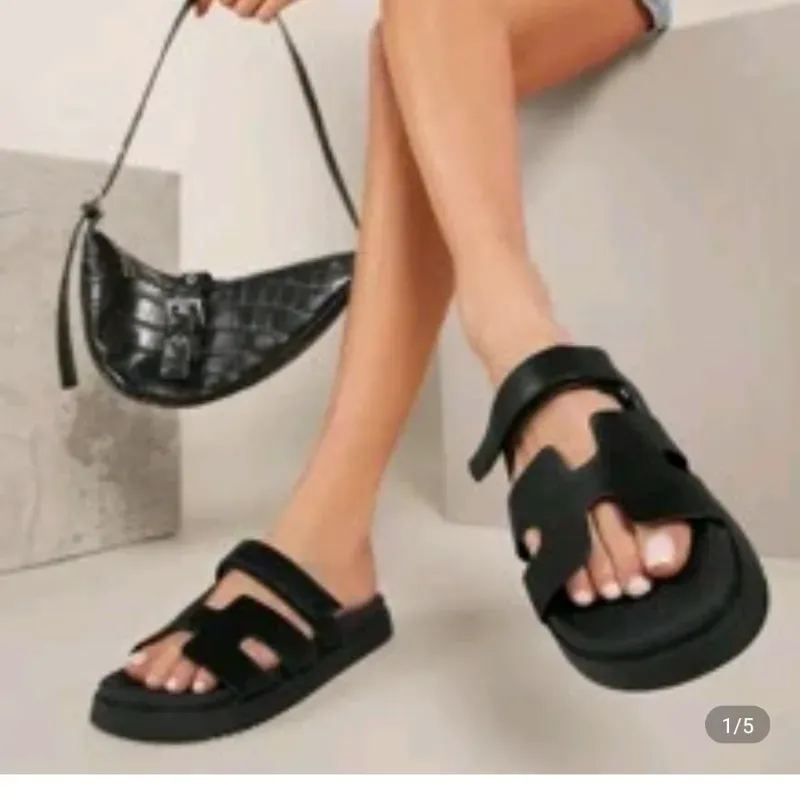 SANDALIAS HERMES