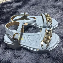 Sandalias