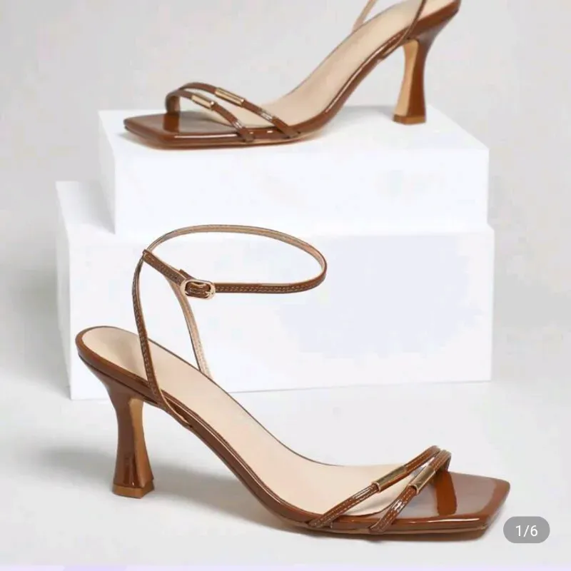 Zapatos altos 