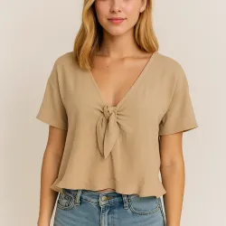 Blusa beich con lazo alante 