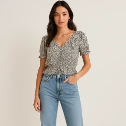 Blusa de puntos negros 