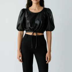 Blusa vinil 