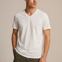 Pullover blanco cuello v